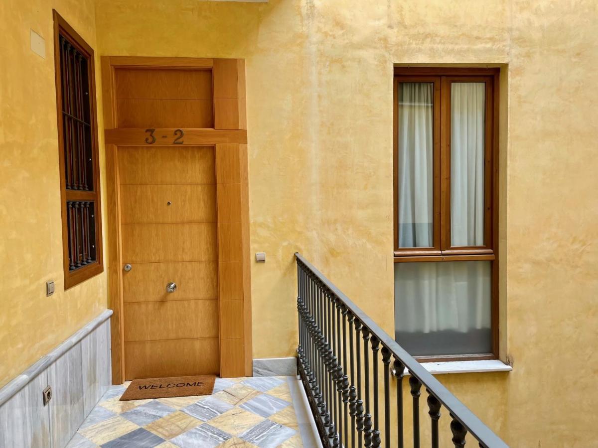 Picasso'S Birth House Charming Apartment Malaga Exterior photo